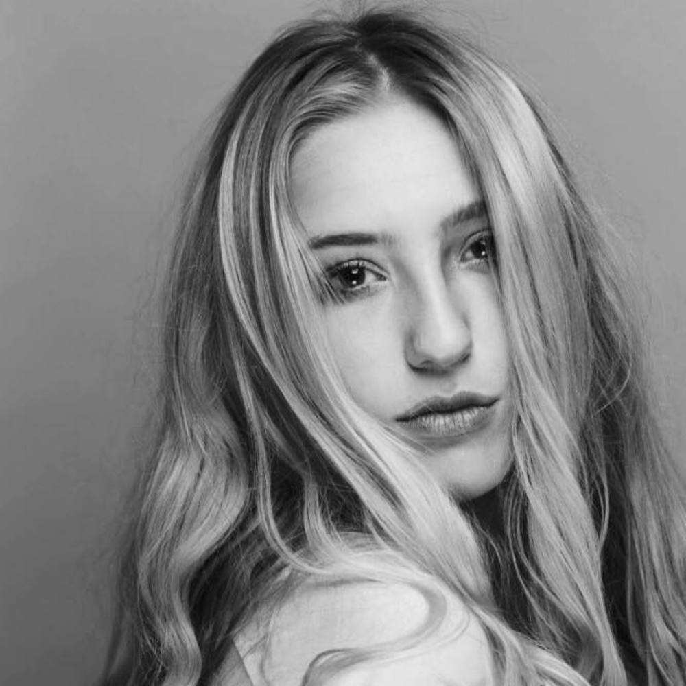 Meet your Posher, Marissa